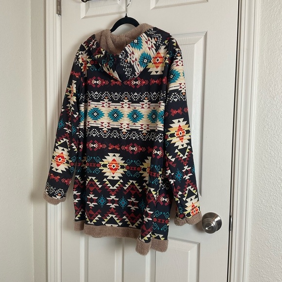 Women's Geometric Aztec Southwestern Print Jacket size X-Large - Picture 8 of 10